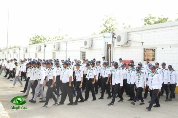 الحربي يلتقي بالكشافة المتطوعين في المسجد الحرام ويشيد بجهودهم الخدمية والإنسانية