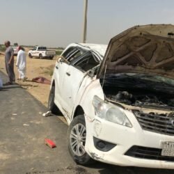 الأطفال يستمتعون بركوب الإبل والتقاط الصور التذكارية بالملابس الشعبية في مهرجان وادينا تراث وأصالة