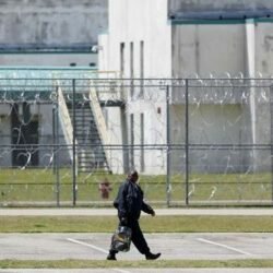 أتربة وانخفاض حرارة وأمطار.. تعرَّف على توقعات طقس اليوم