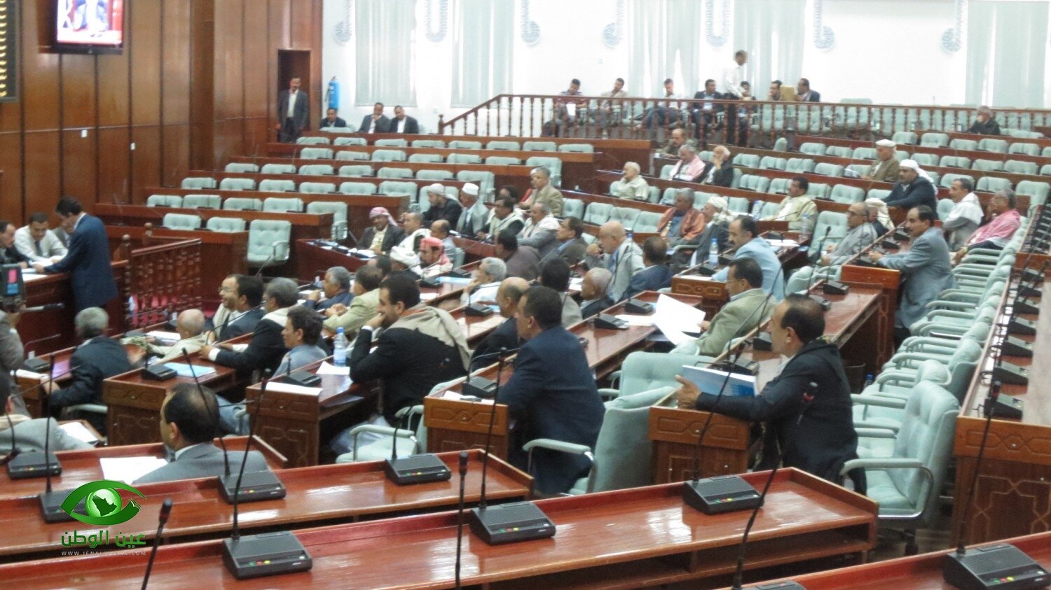 هروب 5 نواب يمنيين من صنعاء بسبب ممارسات ميليشيا الحوثي