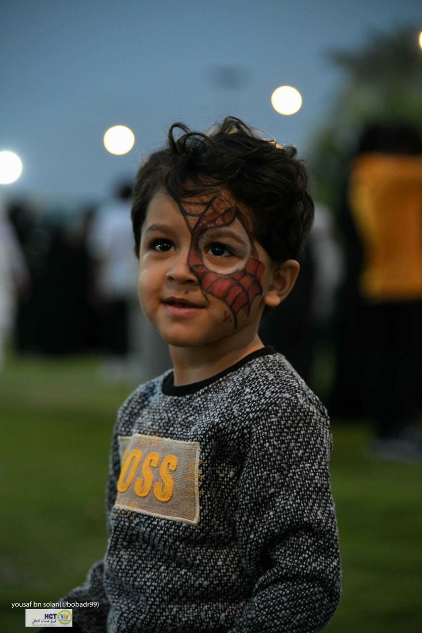 مدينة جواثا السياحية تحتضن معرض همسات الثقافي التشكيلي بعنوان طاقة الفن