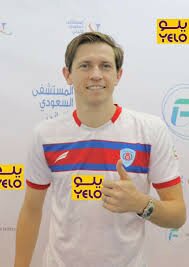 أبها يُنهي عقد اللاعب الأسترالي غودين