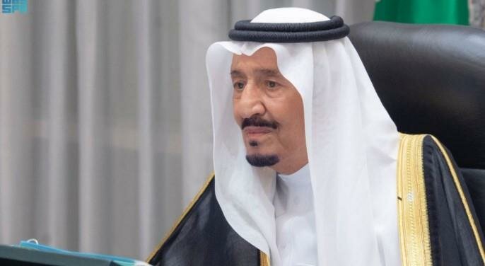 الوزراء” يعقد جلسته الأسبوعية عبر الاتصال المرئي برئاسة خادم الحرمين