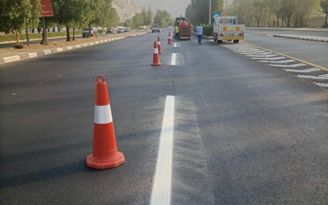 أمانة العاصمة المقدسة تواصل أعمالها لتحسين شبكة الطرق والحدائق