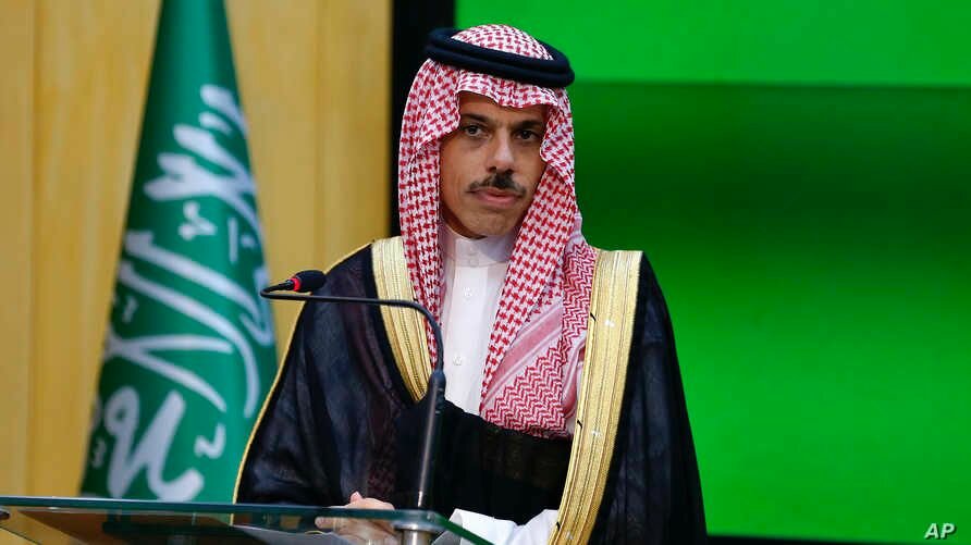 وزير الخارجية يقيم مأدبة غداء على شرف وزير خارجية فرنسا