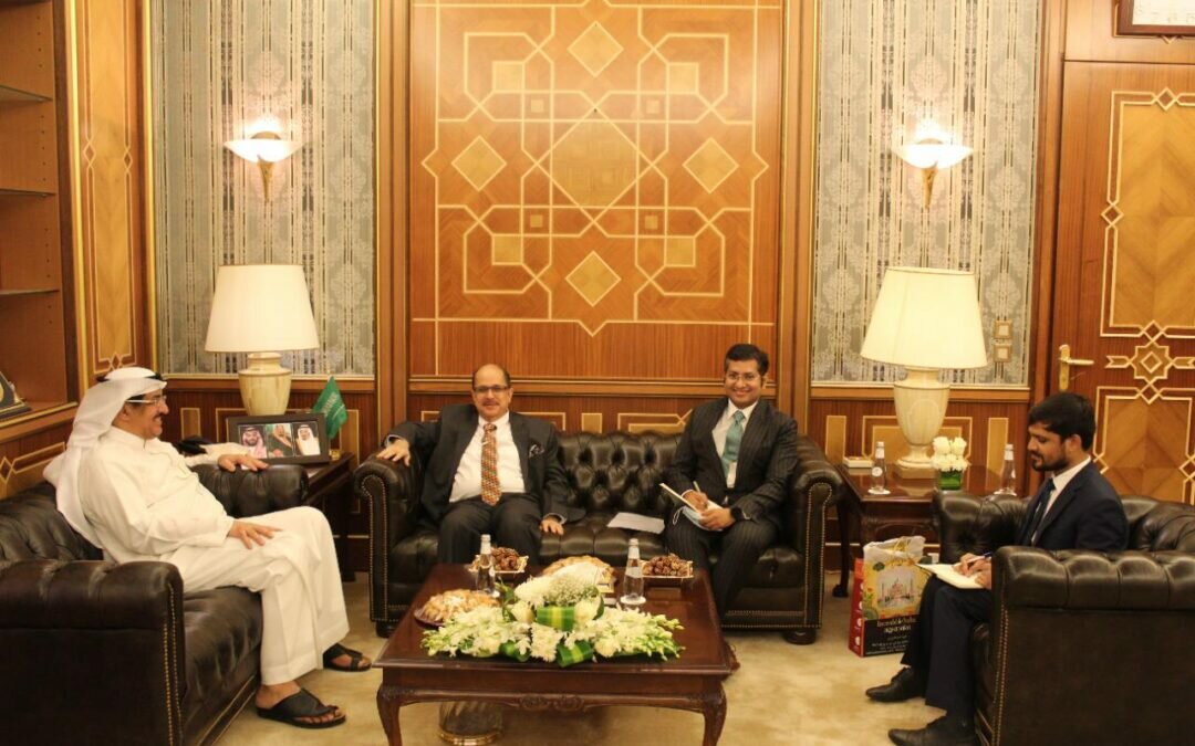 وزير الحج والعمرة المكلف يستقبل سفير جمهورية الهند لدى المملكة