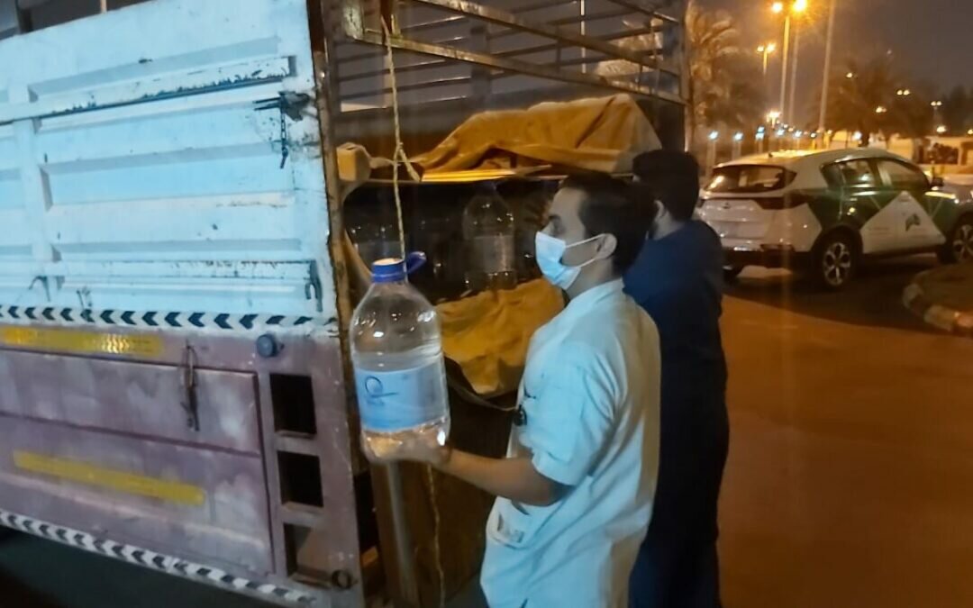 أمانة العاصمة المقدسة تضبط شاحنة محملة بـ 200 عبوة مياه زمزم