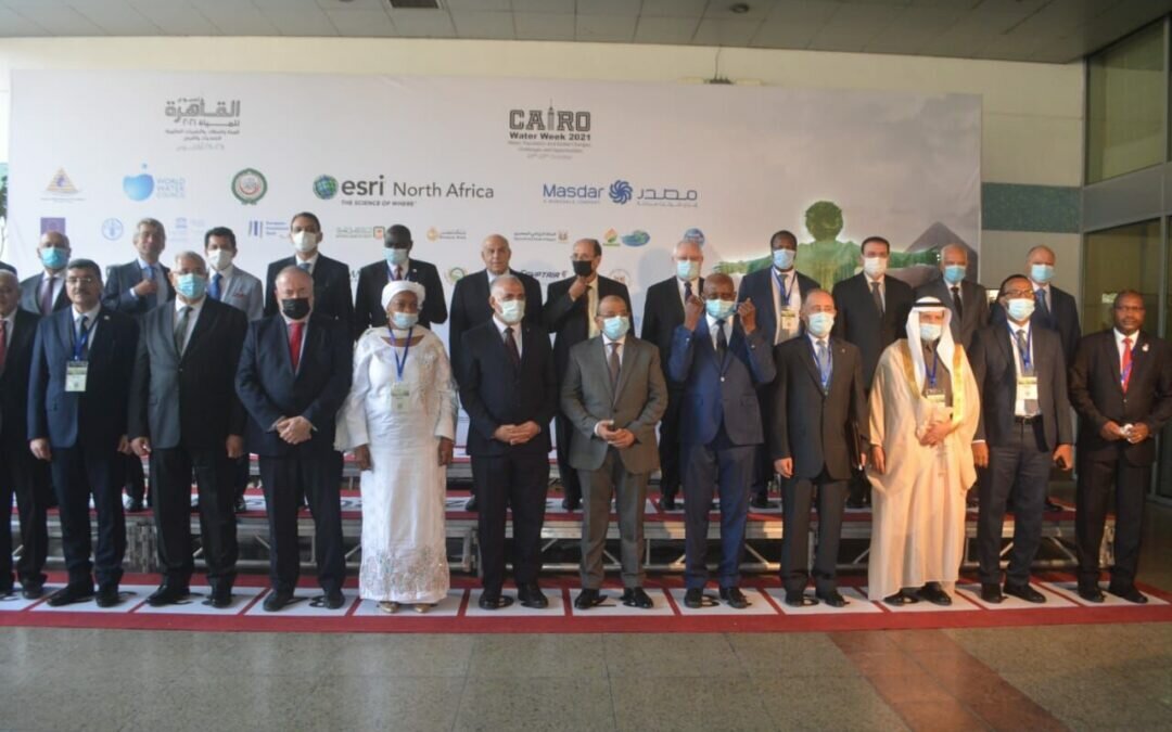 وزير “البيئة” يؤكد حاجة الدول ذات البيئات القاحلة إلى مزيد من الجهود لمحاربة تحديات المياه