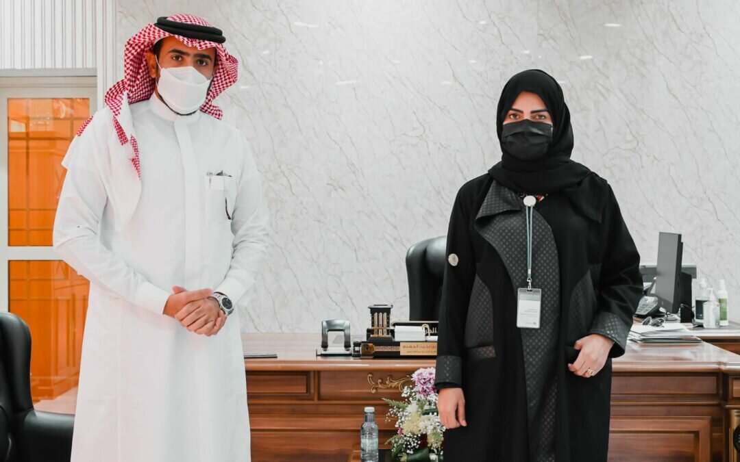 مدير عام فرع شؤون الاسكان بالمدينة يجتمع بالمشرف العام على قطاع الموارد البشرية بالعيص