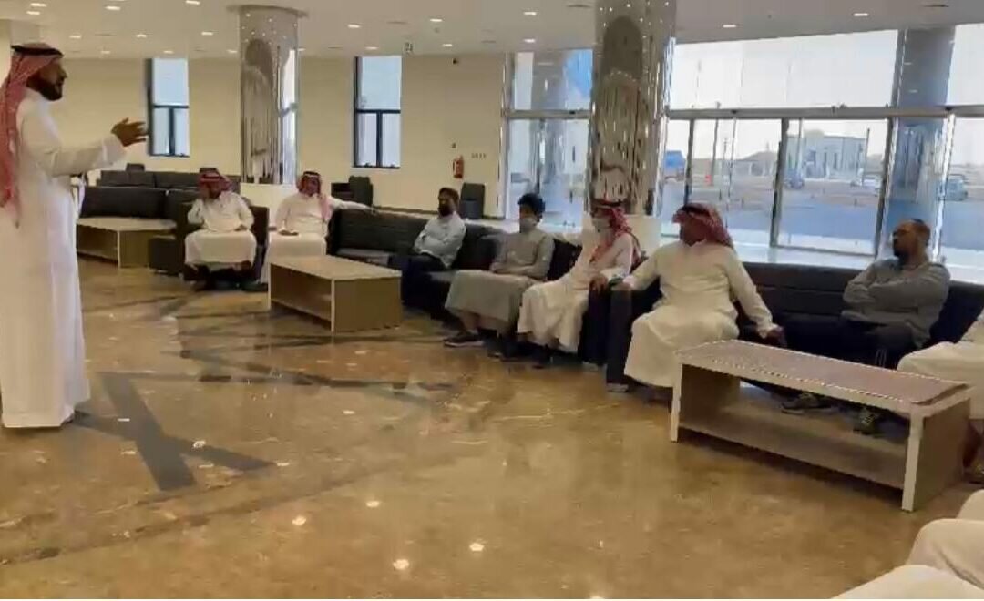 بلدية خميس مشيط تفعل مبادرة ( أنتم الراصدون ونحن المعالجون)