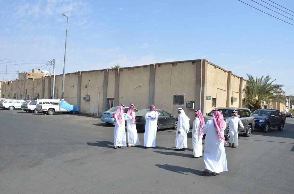 أمين منطقة حائل يقوم بجولة تفقدية على الأحياء وعدد من المشاريع