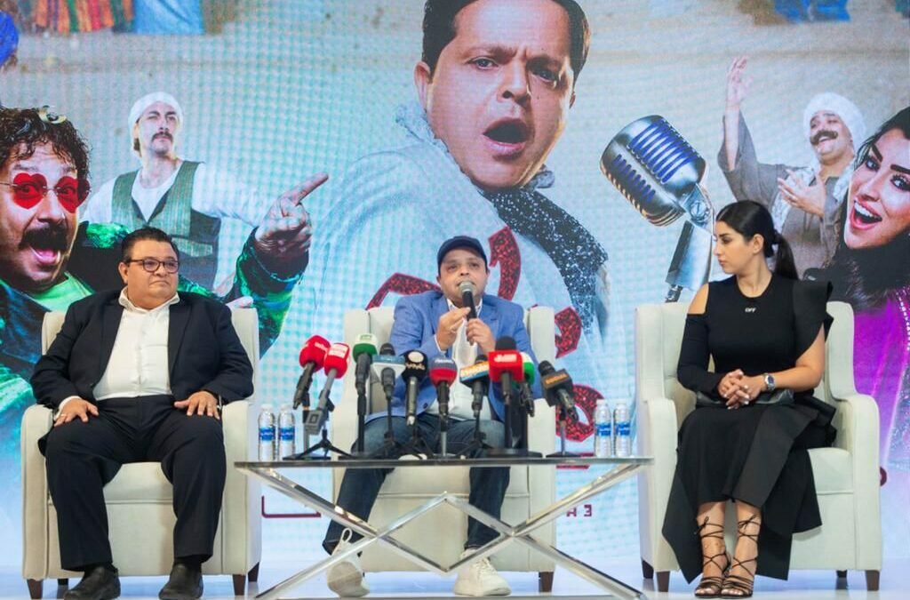 محمد هنيدي يكشف كواليس مسرحية “سلام مربع” ويؤكد تميز النص لإرضاء كافة شرائح المجتمع