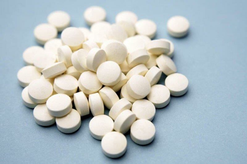 البحرين تحبط تهريب نحو 40 ألف حبة “كبتاجون”.. وضبط مستلميها بالرياض