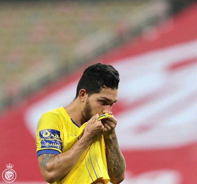 “بيتروس” يودع جماهير النصر برسالة مؤثرة