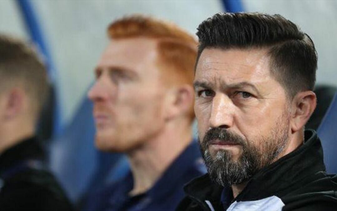 الأهلي يجدد الثقة في المدرب الألباني هاسي