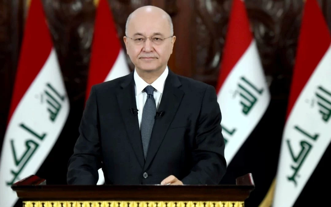 الرئيس العراقي يدلي بصوته في إطار الانتخابات البرلمانية المبكرة