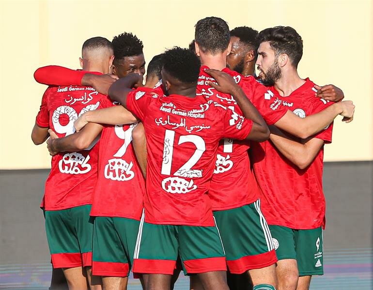 الاتفاق يهزم الحزم بثلاثية في الدوري