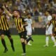 الاتحاد ينفرد بصدارة الدوري بثلاثية في شباك الفتح 