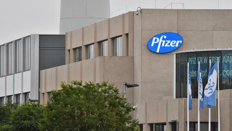 “فايزر” تعلن تطوير عقار جديد يقلل وفيات فيروس “كورونا” بنحو 90%