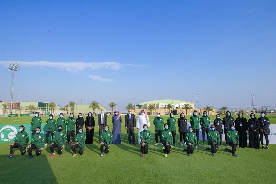 اليوم.. انطلاق النسخة الأولى من دوري السيدات بمشاركة 16 فريقاً