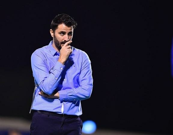 الانضباط تعاقب مدرب ضمك بالغرامة والإيقاف