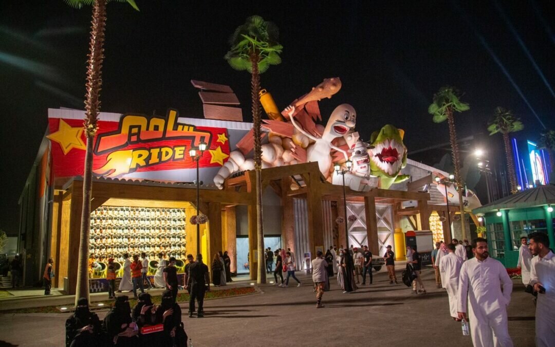 زوار “بوليفارد رياض سيتي” تجذبهم فعالية “تجربة مسامير” بمؤثراتها البصرية والحسية