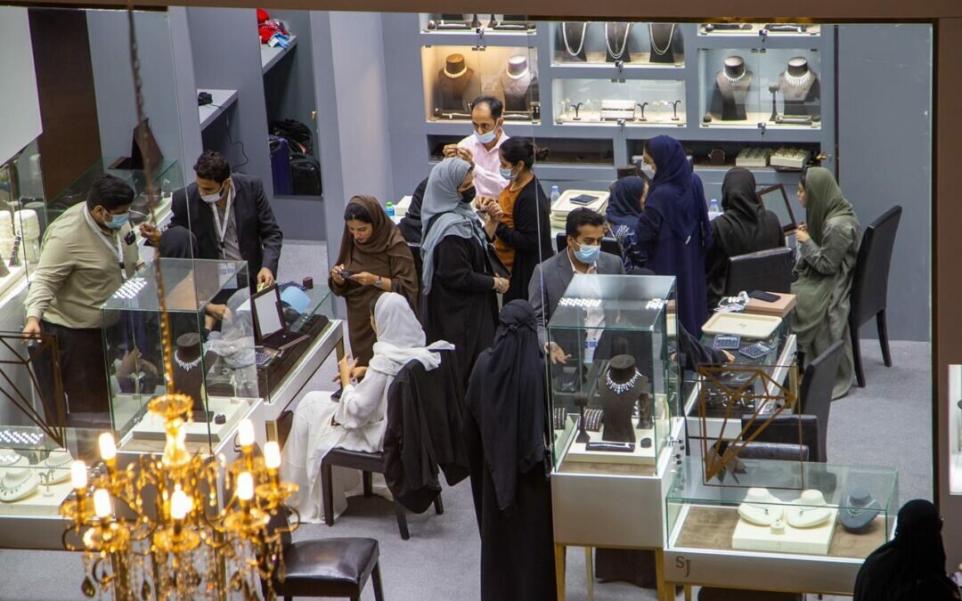 حضور لافت في معرض المجوهرات الفريدة بموسم الرياض 2021