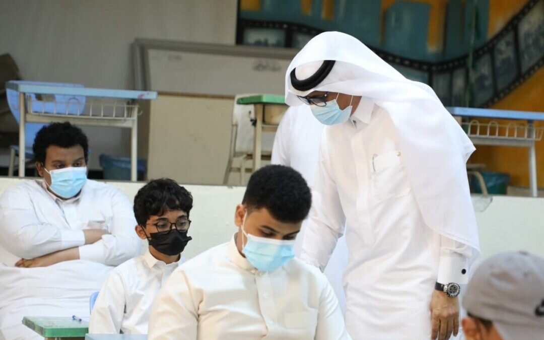 مدير عام تعليم جازان يقف على سير الاختبارات ويشيد بالجاهزية العالية