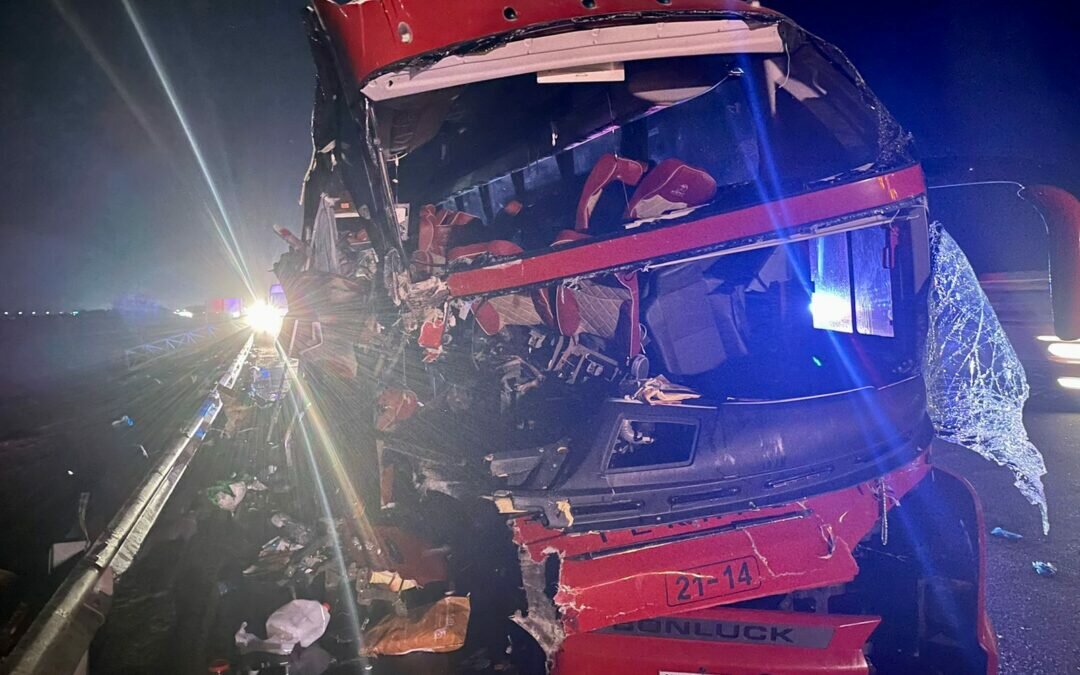 هلال المدينة: أربع وفيات وثمانية وأربعون إصابة في حادث باص طريق الهجرة