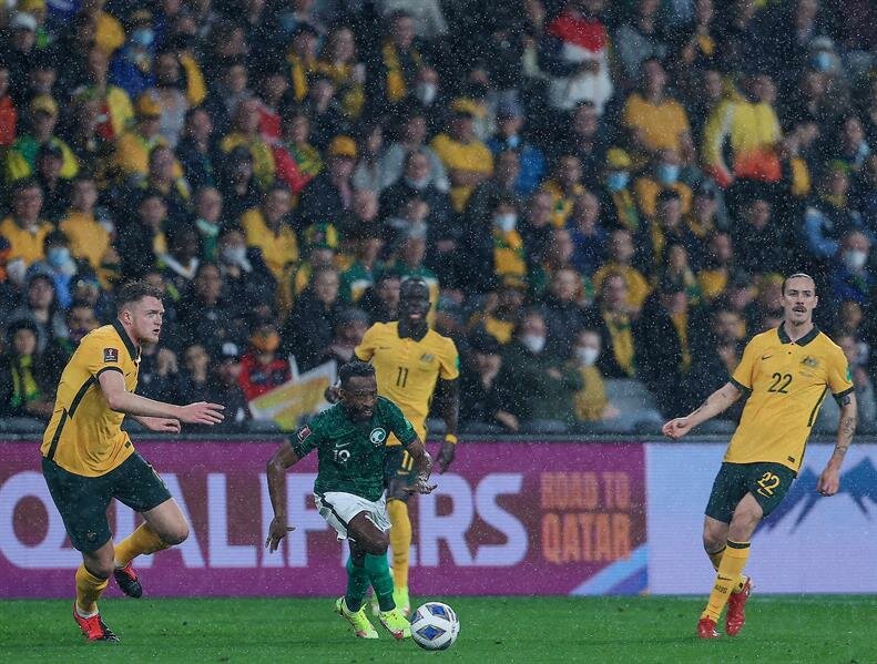 الأخضر يحافظ على صدارة مجموعته بتعادل أمام أستراليا
