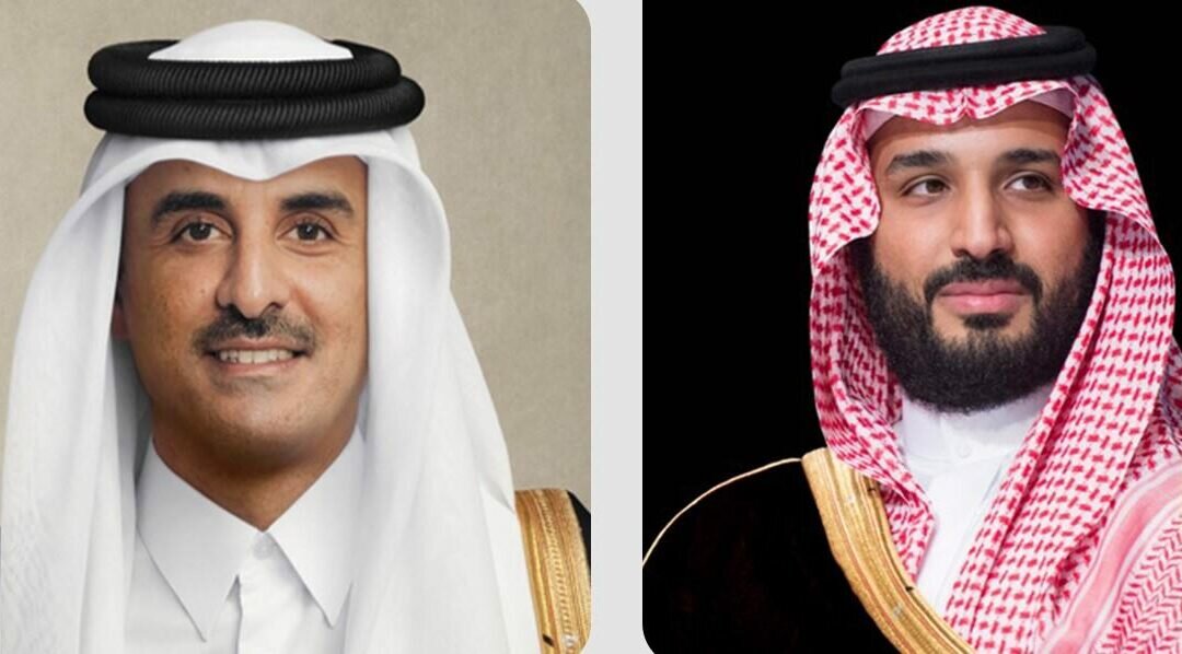 ولي العهد يبعث رسالة إلى أمير دولة قطر تتعلق بتعزيز العلاقات الأخوية بين البلدين