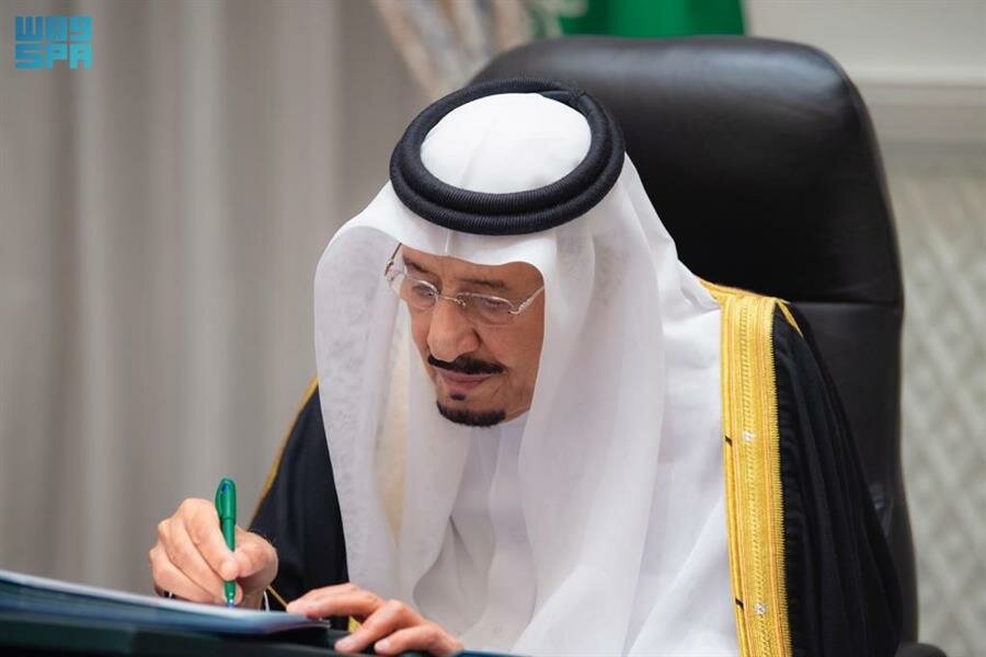 “الوزراء” يعقد جلسته عبر الاتصال المرئي ويصدر عددًا من القرارات