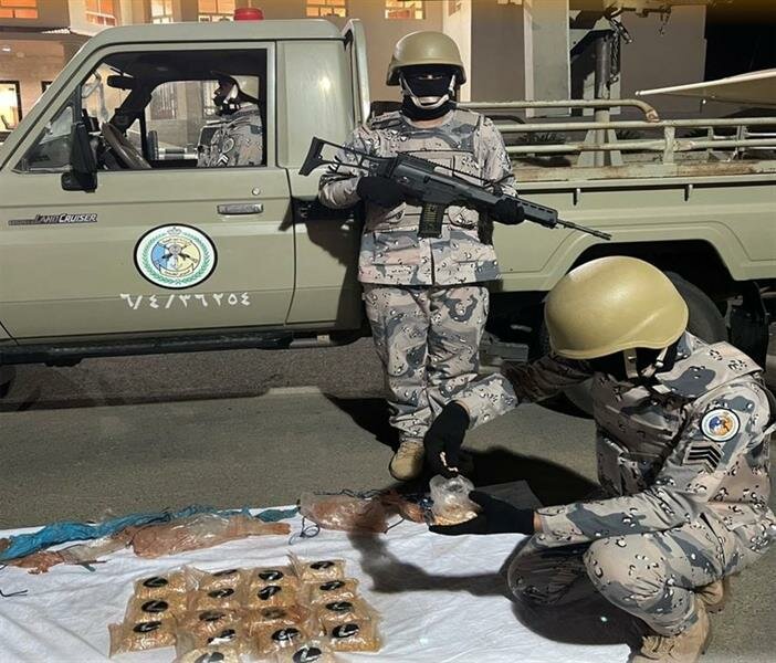 “حرس الحدود” إحباط محاولة تهريب أكثر من 19.2 ألف قرص إمفيتامين مخدر