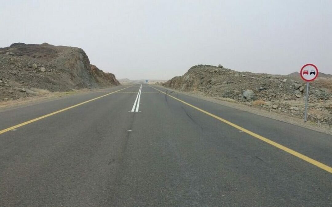 تنبيه بإغلاق جزئي لطريق الرين – بيشة صباح الثلاثاء