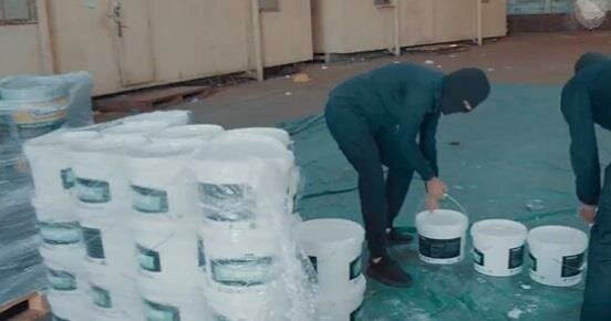 “الجمارك” تُحبط محاولة تهريب 888 ألف حبة كبتاجون عبر إرسالية “معاجين”