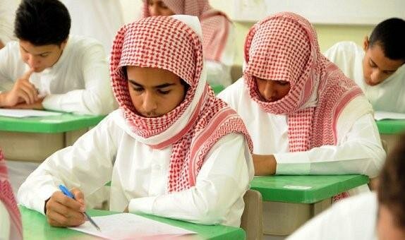 “التعليم” تعلن مواعيد الاختبارات الفترية في الفصل الدراسي الثاني