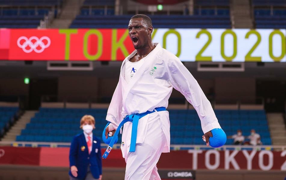 طارق حامدي يحقق الميدالية الذهبية في البطولة الآسيوية