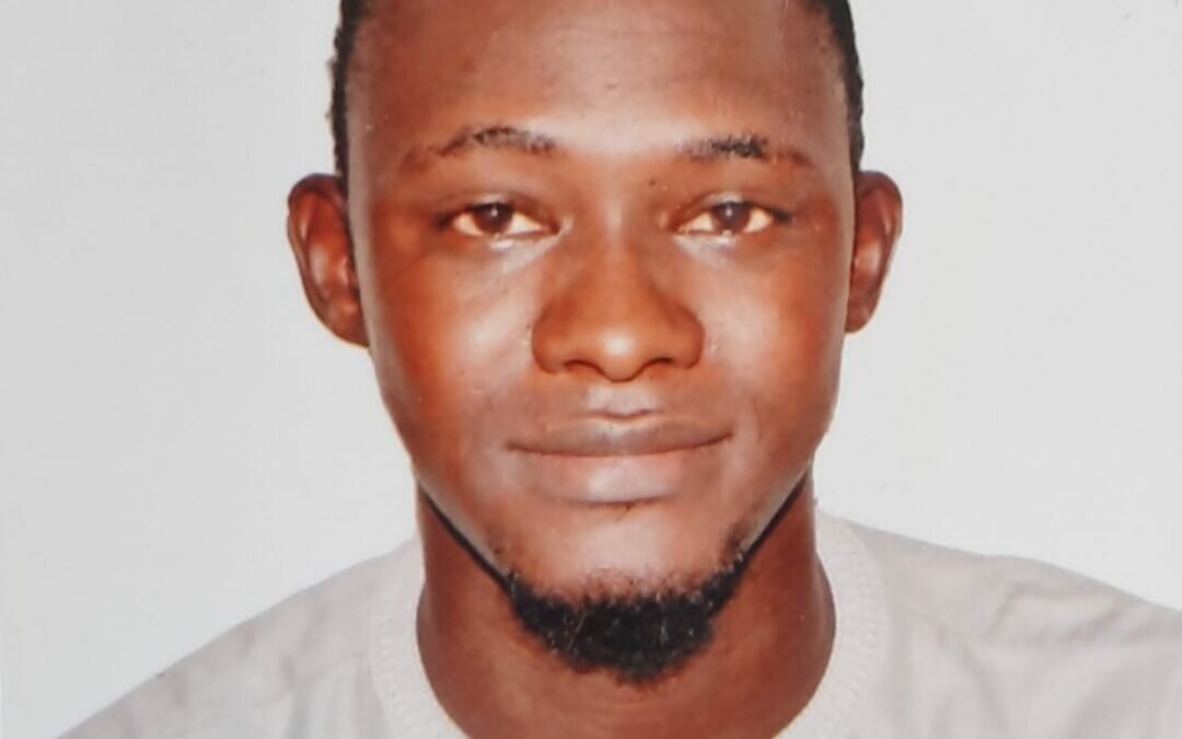 عامل الناس بما ترى