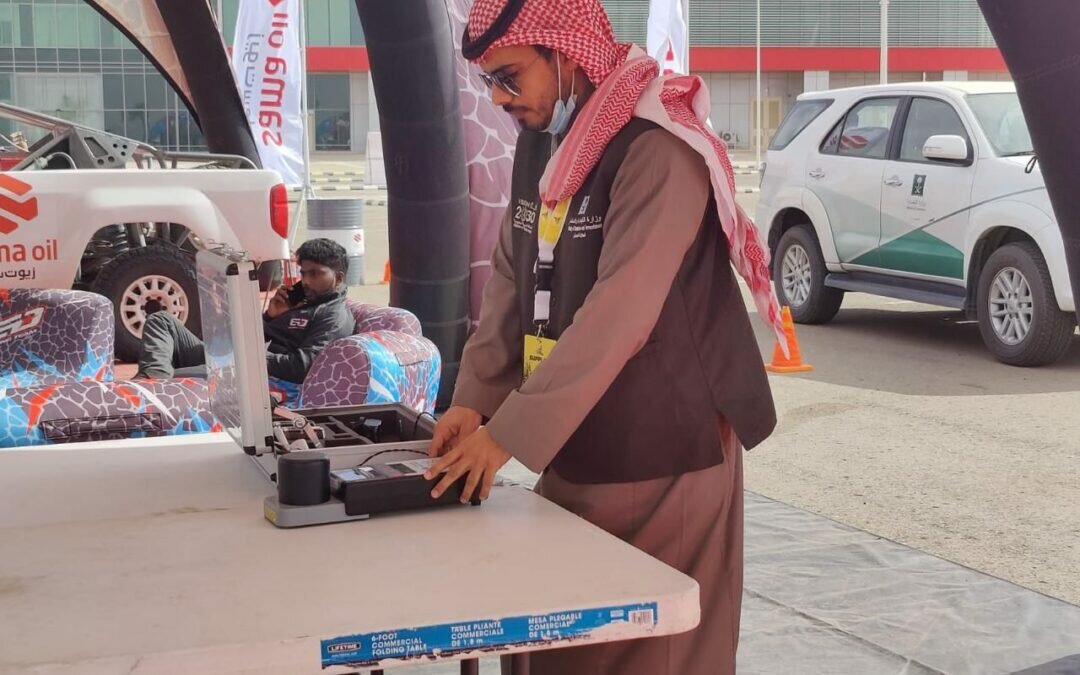 “التجارة” تتحقق من سلامة مضخات الوقود وضمان جودة محروقات المشاركين في رالي حائل