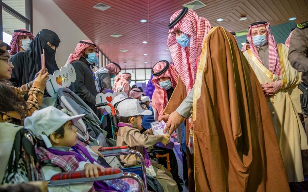أمير ⁧‫حائل‬⁩ يرعى احتفالية اليوم العالمي لذوي الإعاقة لعام 2021م