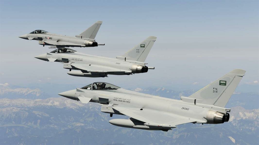 “التحالف”: بدء عملية قصف جوي لأهداف عسكرية مشروعة بصنعاء