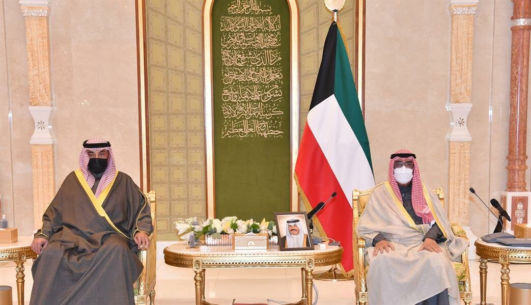 الحكومة الكويتية الجديدة تؤدي اليمين الدستورية أمام ولي العهد