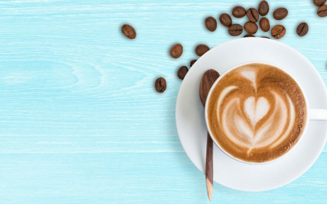 لعشاق القهوة.. هذا ما تفعله في أجسامنا كل صباح