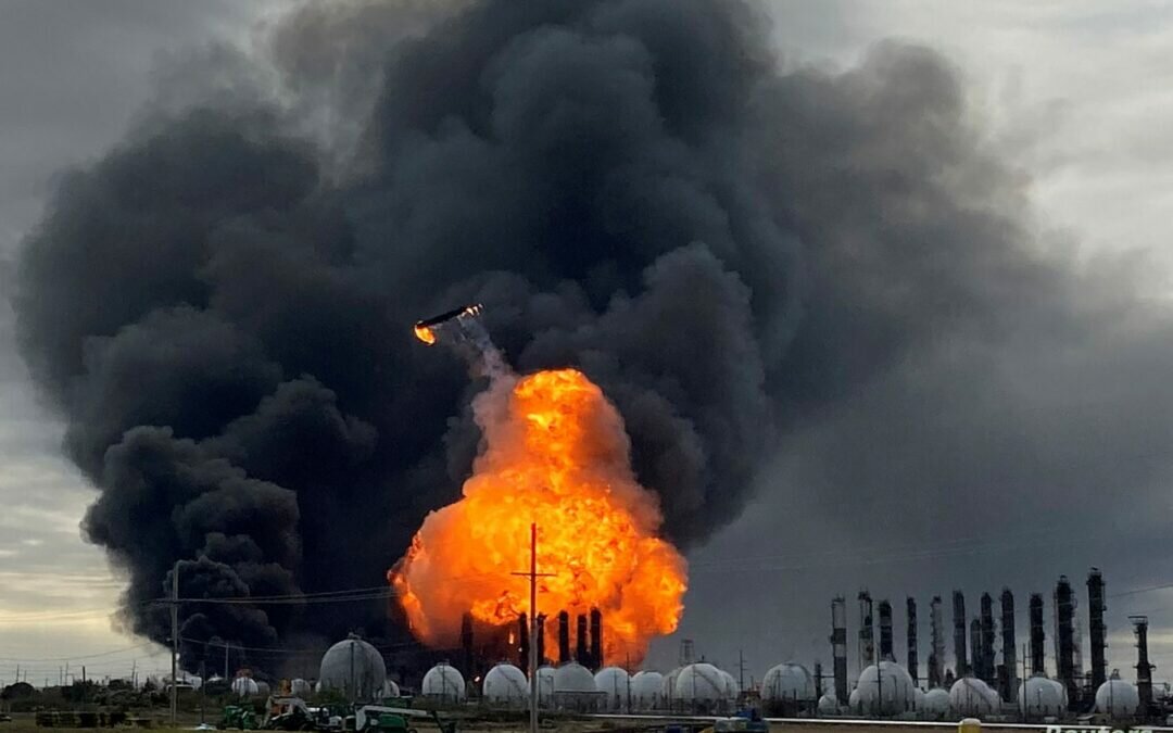 انفجار ضخم في كبرى معامل الصلب الإيرانية