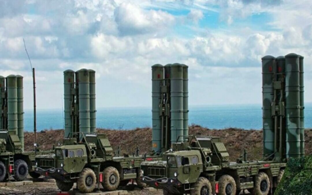 الجيش الروسي يجري تدريبات باستخدام سلاح خطير في القرم