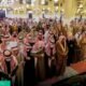 أمير الرياض بالنيابة يؤدي صلاة الميت على الأمير نهار بن سعود بن عبدالعزيز