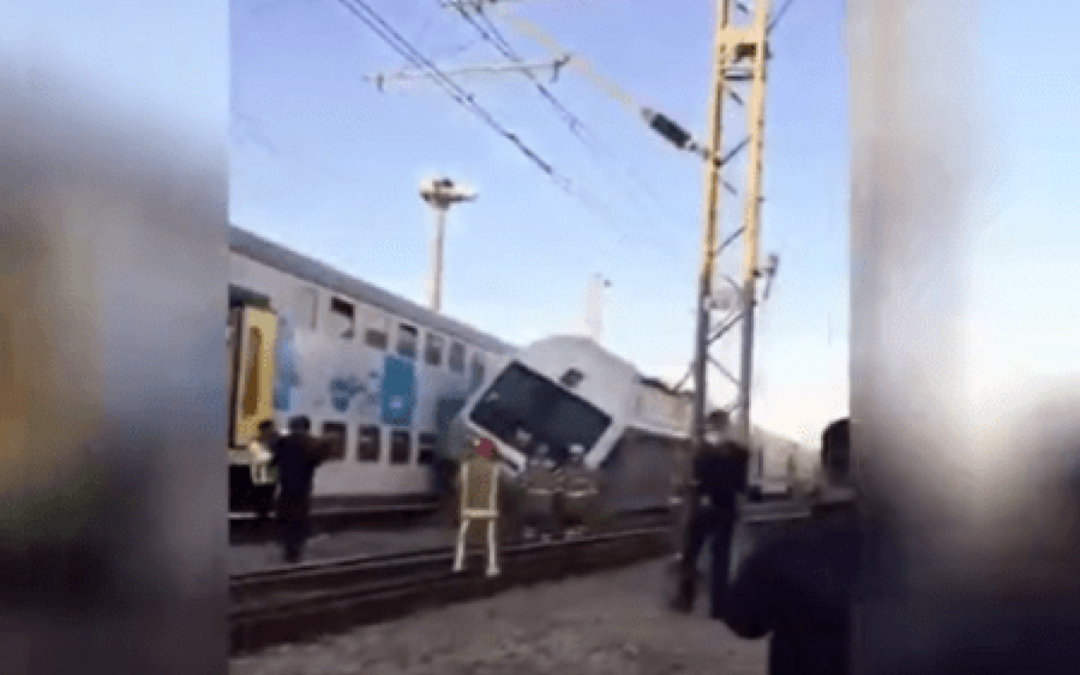 بالفيديو.. إصابة العشرات إثر اصطدام قطاري مترو أنفاق في إيران