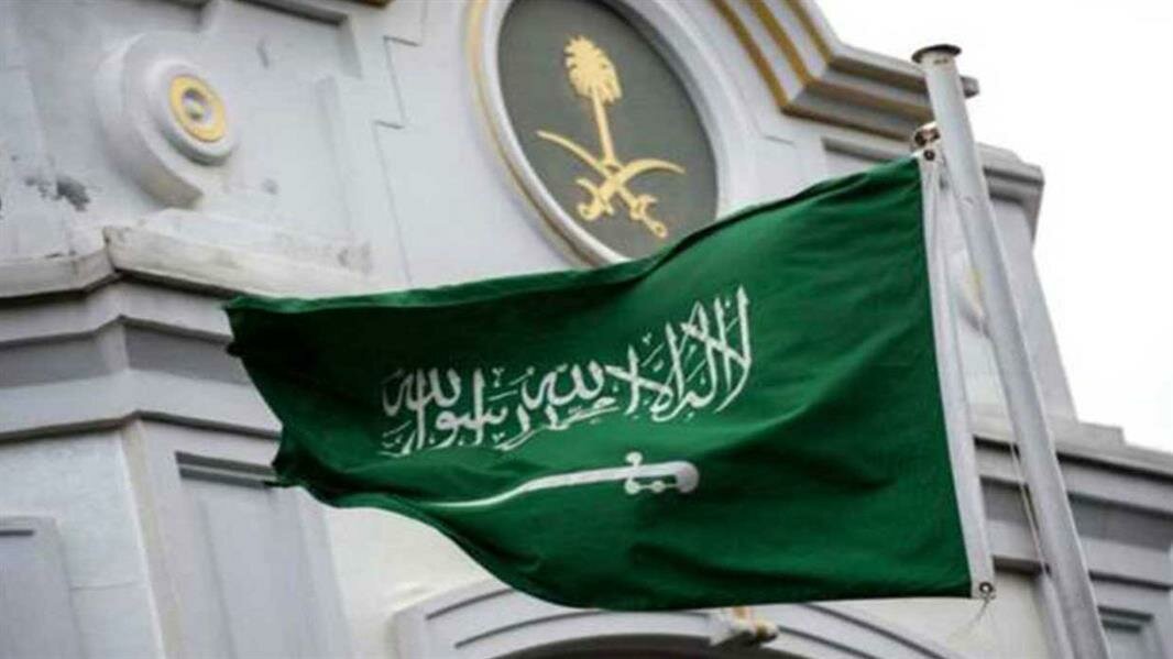 قنصلية المملكة في دبي تصدر تنويهًا للمواطنين بشأن أيام الدوام الرسمي الجديدة