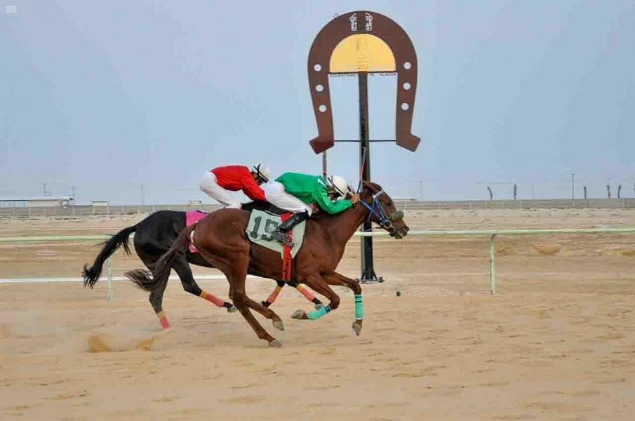 انطلاق سباقات الحفل الثالث عشر لميدان فروسية الأحساء الموسم الفروسي 1443هـ