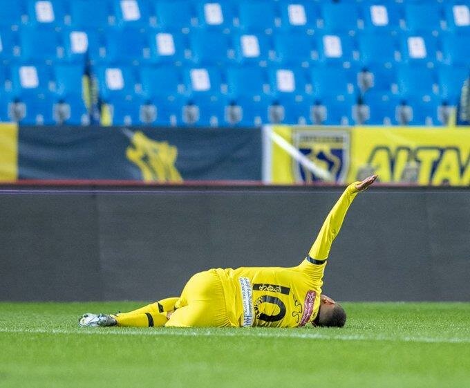 رسميًا.. التعاون يعلن إصابة “كاكو” بالرباط الصليبي